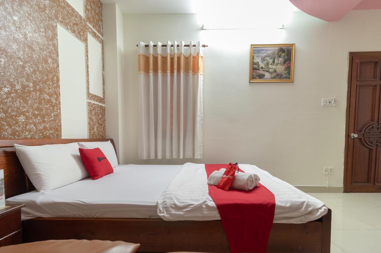 Reddoorz Near Tan Huong Market 2 Хошимин Экстерьер фото